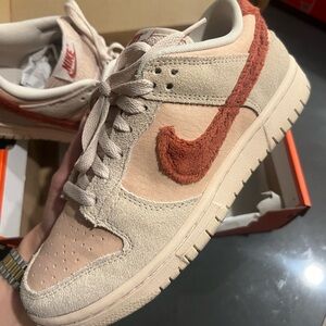 Dunk Low Terry Swoosh